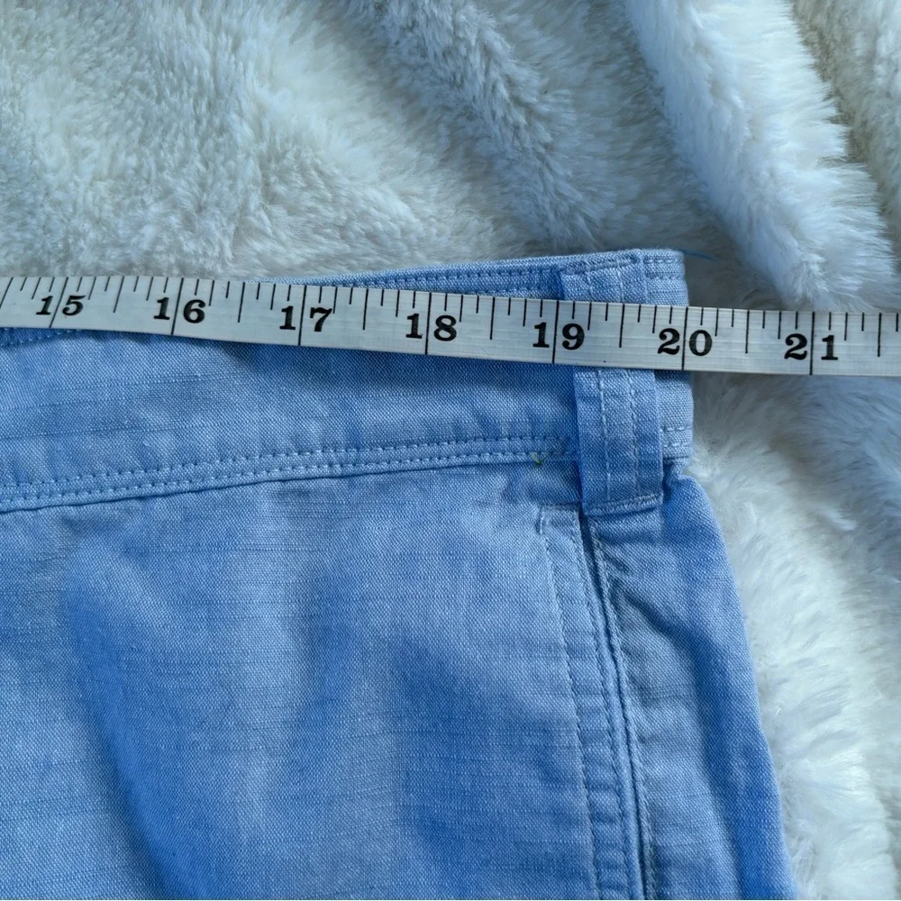 Eddie Bauer Classic Light Blue Flat Front Shorts Lightweight Cotton, size: 40